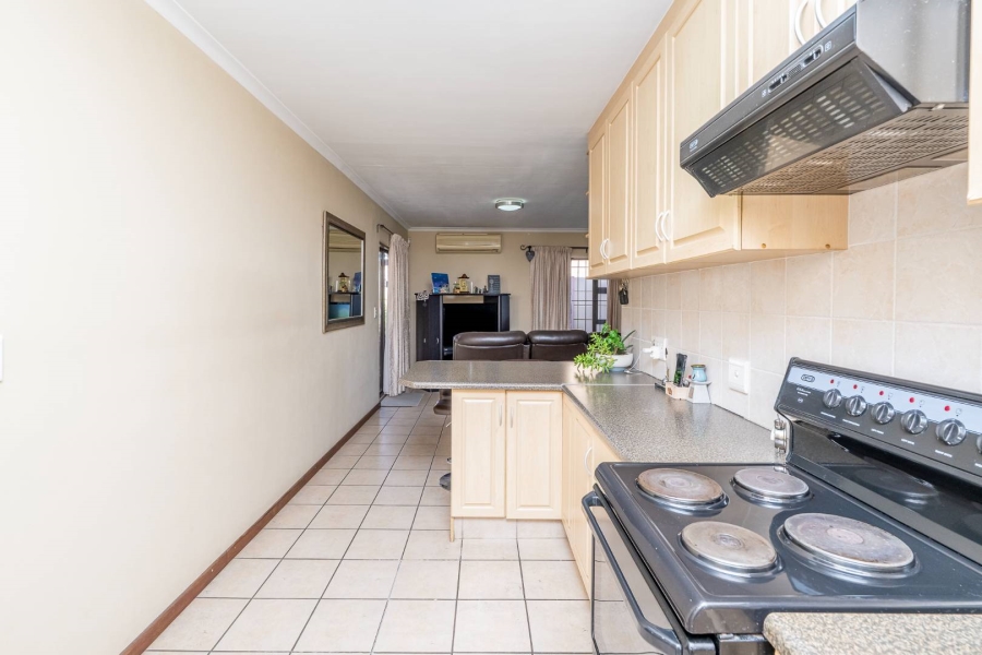3 Bedroom Property for Sale in De Oude Spruit Western Cape